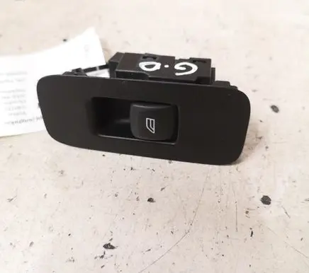 Volvo V40 Electric window control switch 31394840