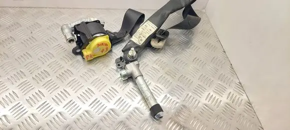 Mazda 3 II Front seatbelt T89404TL T89404T BGD530221