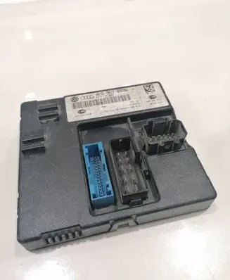 Audi A6 S6 C6 4F Light module LCM 4F0907289G 5DK00876224 4F0910289G