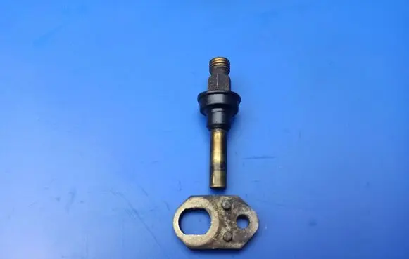 Mercedes-Benz S W126 Fuel injector 0000785623