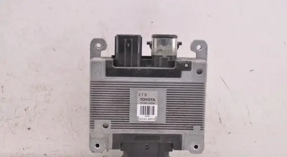 Lexus RX 450H Active stabilizer control unit 892A048010