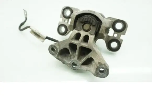 Volvo S60 Gearbox mounting bracket 31401307