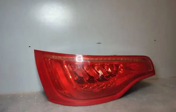 Audi Q7 4L Rear/tail lights 4L0945093