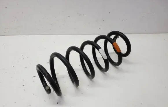 Toyota Prius+ (ZVW40) Rear coil spring