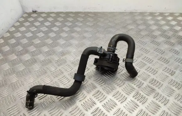Volkswagen Golf Sportsvan Electric auxiliary coolant/water pump 5Q0965567 5Q0122051BD
