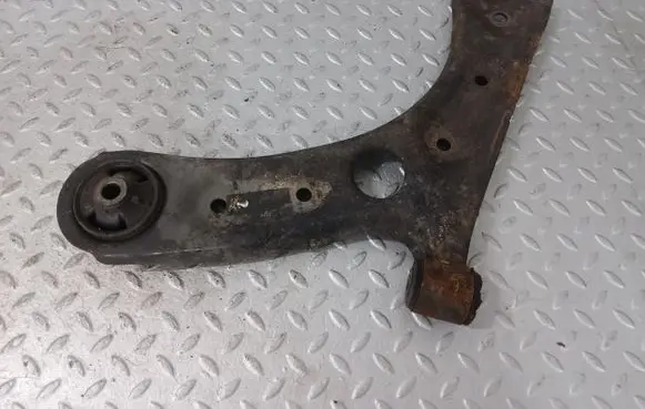 KIA Ceed Front lower control arm/wishbone 54500G4AA0 54500-G4AA0