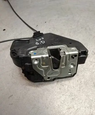 Mercedes-Benz C W203 Rear door lock 2037300235