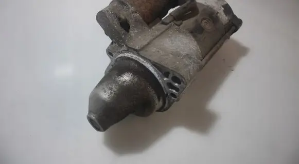Honda FR-V Starter motor M002T85672