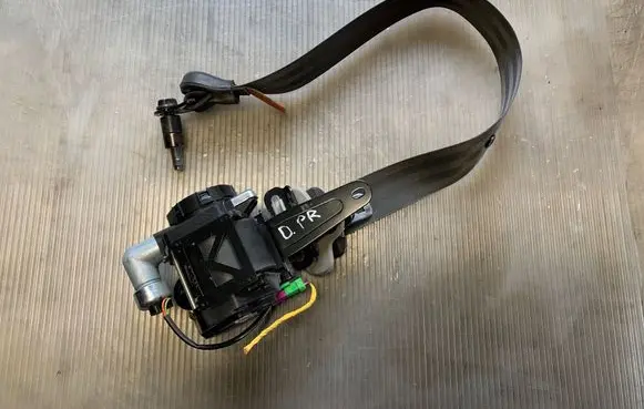 Opel Antara Front seatbelt A5002S