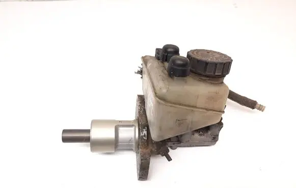 Mercedes-Benz 190 W201 Master brake cylinder