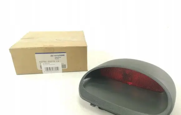 Hyundai Accent V Third/center stoplight 9275022210