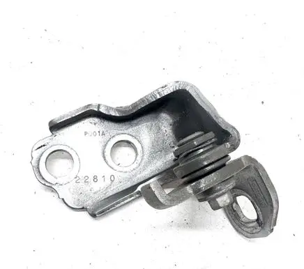 Ford Fusion II Front door lower hinge P001A
