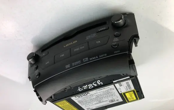 Lexus IS 220D-250-350 Radio/CD/DVD/GPS head unit 8612053420