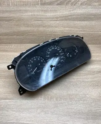 Volkswagen PASSAT B6 Speedometer (instrument cluster) MAZDAXEDOS6