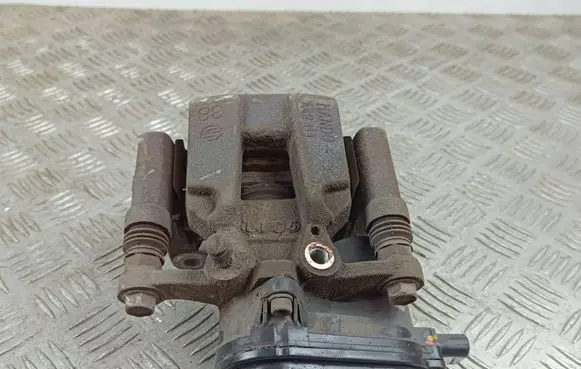 SsangYong Korando Rear brake caliper