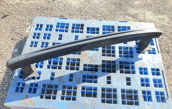 Volkswagen Jetta V Rear bumper cross member 1K5807311