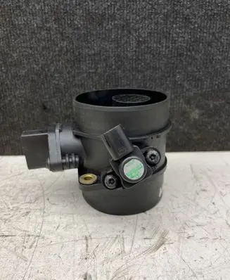 Mercedes-Benz E W211 Mass air flow meter A6460940048 0281002535 UM0031