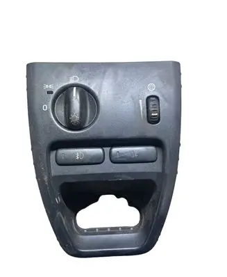 Volvo XC90 Light switch 8685450 05W05E02 MG05BB00180