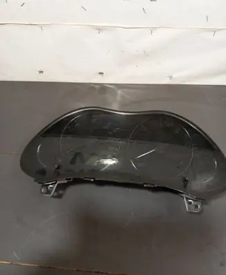 Speedometer (instrument cluster)