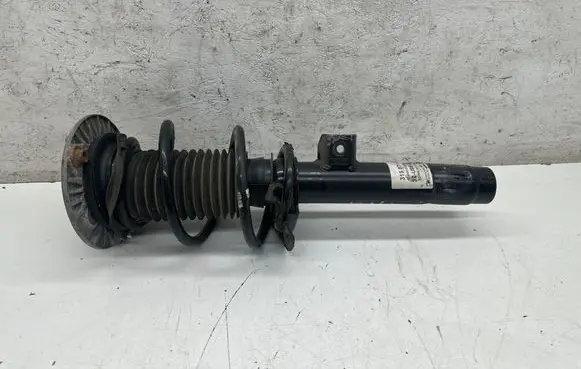 BMW 4 F36 Gran coupe Front shock absorber with coil spring 315871 32U96A 824903013074