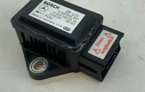 Mercedes-Benz B W245 ESP acceleration yaw rate sensor A0035420318 0265005267 1036103
