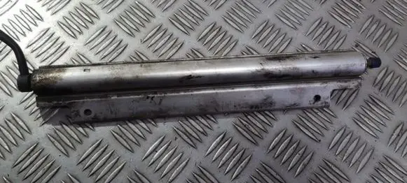 Volvo S40, V40 Fuel main line pipe 9125101