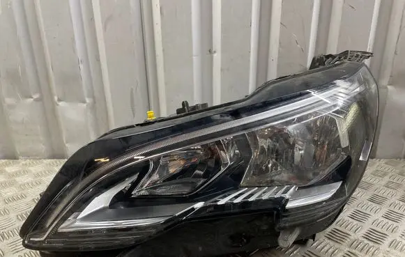 Peugeot 3008 II Headlight/headlamp 9810478380 90085116
