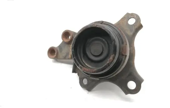 Honda Civic Engine mount bracket
