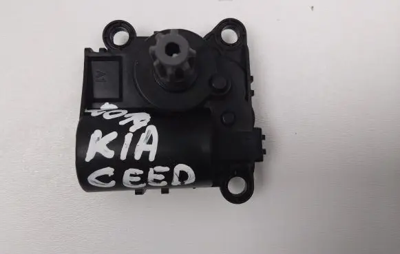 KIA Ceed Air flap motor/actuator D332ATBAA02