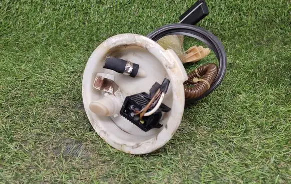 BMW 5 E39 In-tank fuel pump 1183130