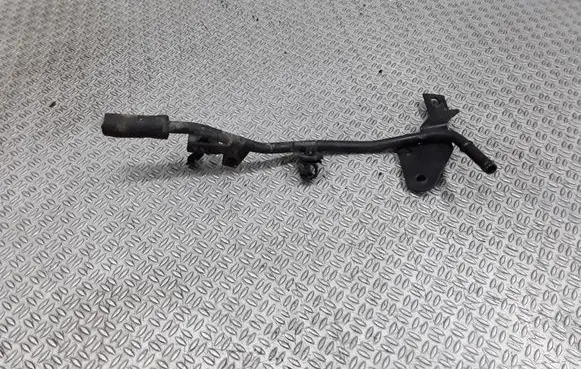 Volkswagen Touran I Engine coolant pipe/hose 1K0121070F