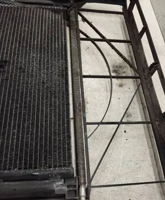 BMW X5 E53 Power steering radiator 1439109 68340 20162