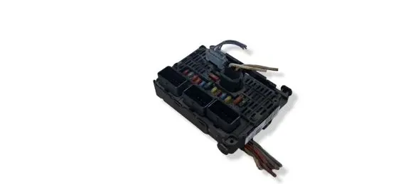 Citroen C4 I Fuse module BSML0600