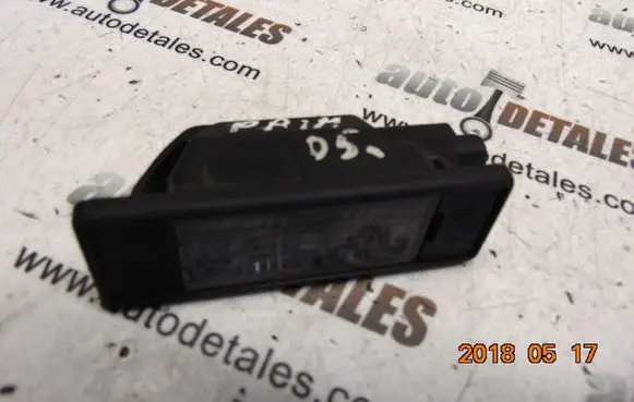 Nissan Primera Number plate light