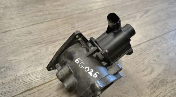 Volkswagen Crafter EGR valve 076131501B