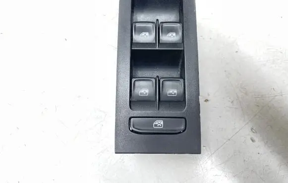 Skoda Octavia Mk3 (5E) Electric window control switch 5E0867171D