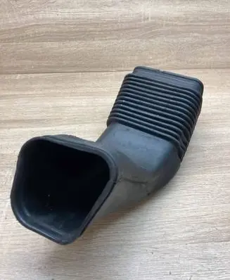 BMW X3 E83 Air intake duct part 3401555 3401556