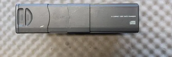 Ford Mondeo Mk III CD/DVD changer 3S7T18C830BD C41221482
