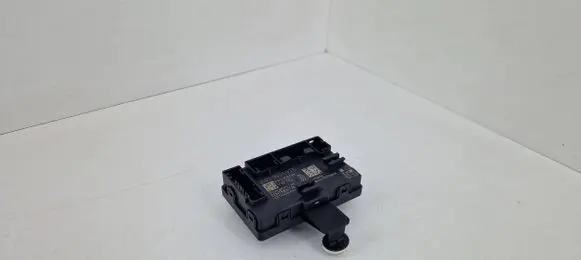Audi A4 S4 B9 Door control unit/module 8W0959593E 8W0959593 A2C7466561700
