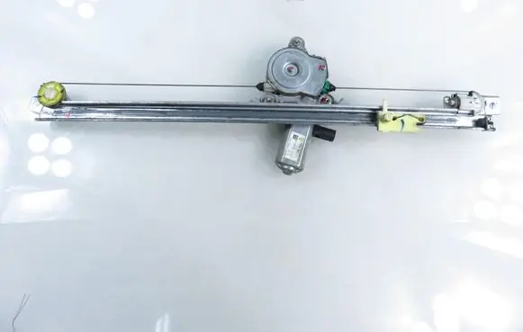 Renault Trafic II (X83) Front door window regulator with motor 7700311821C 7700311821 91165705C