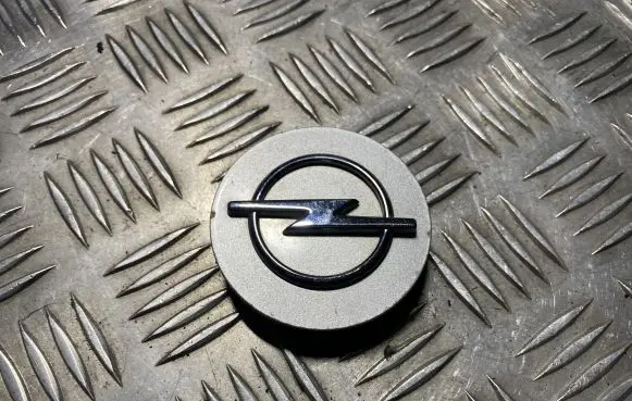 Opel Vectra C Original wheel cap 09179672 09179671 09179670