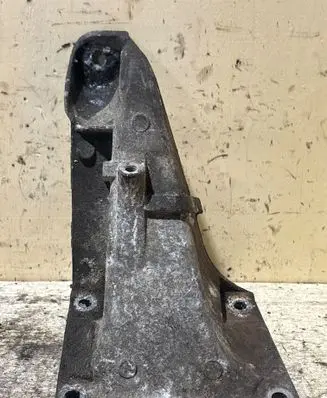 BMW Z4 E85 E86 Engine mounting bracket 1094697 22111094697