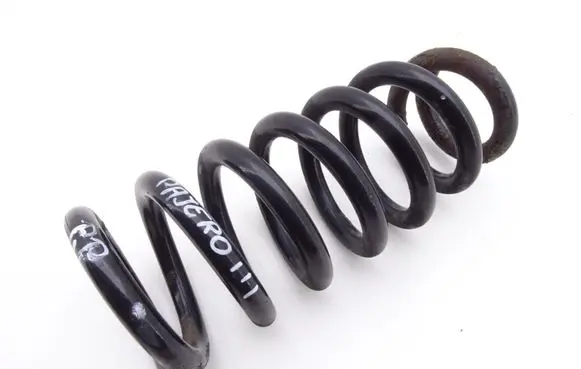 Mitsubishi Pajero Front coil spring
