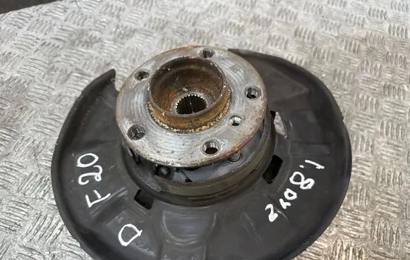 BMW 1 F20 F21 Rear wheel hub