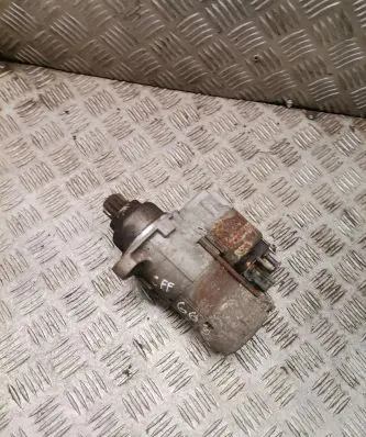Volkswagen Golf VI Starter motor 02m911024p