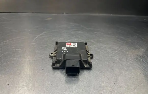 Suzuki Grand Vitara II LP gas control unit module DE817025 S32EV0 19CA