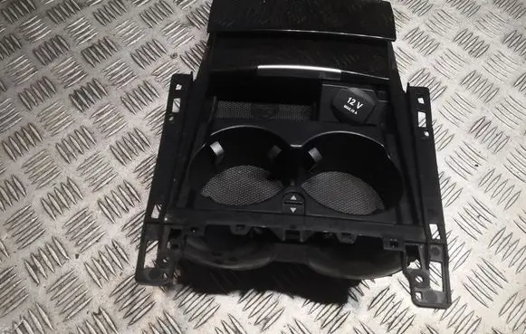 Mercedes-Benz E W212 Cup holder 2126805750 A2126805750