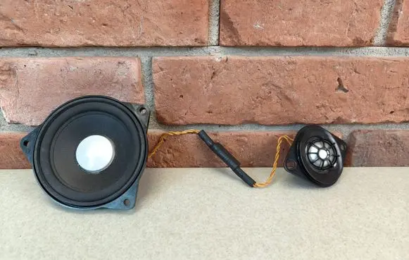 BMW 5 G30 G31 G38 Panel speaker 9169690 9226358