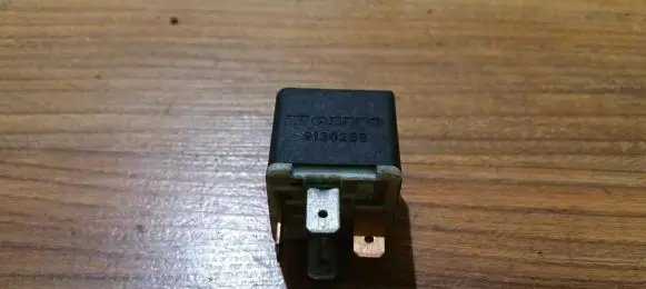 Volvo 850 Other relay 9130269 4ra003510-73