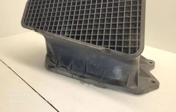 Audi A4 S4 B8 8K Air intake duct part 8K1819904